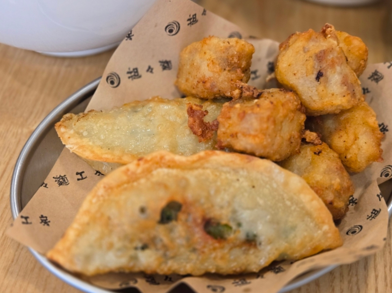 탄탄면공방 파주문산점 이미지
