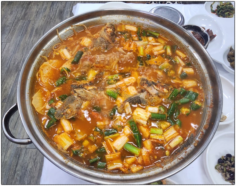 항포구횟집 이미지