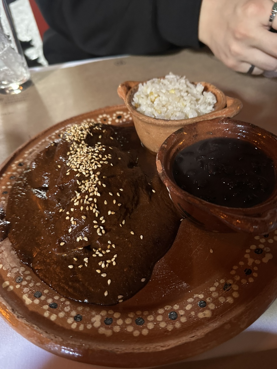 그루타(GRUTA) 이미지