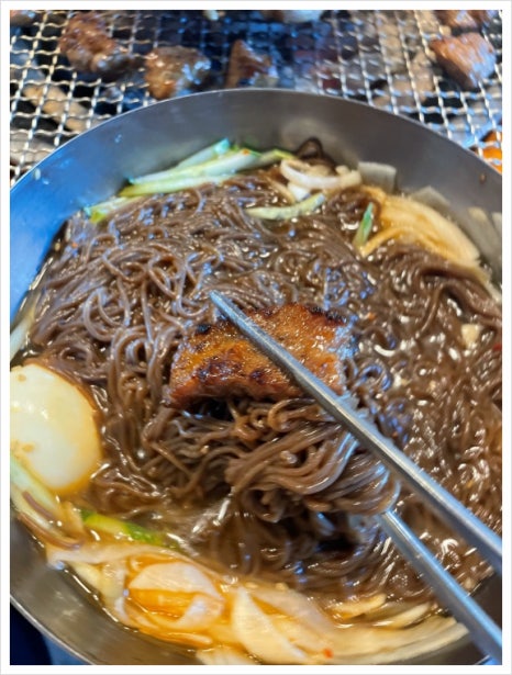 굴다리숯불돼지갈비 이미지