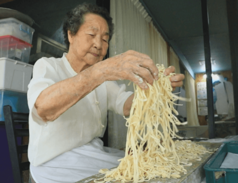청송손칼국수 이미지
