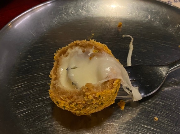 bhc 치킨대학로본점 이미지