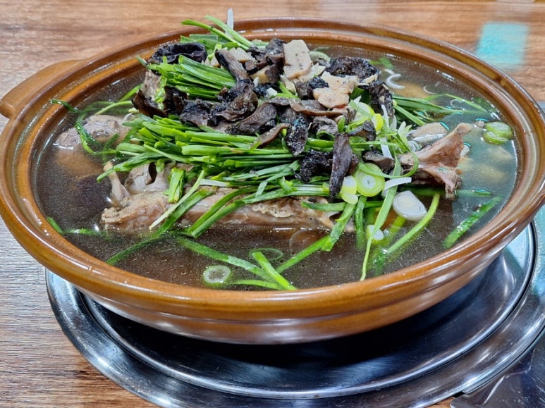 삼백년누룽지백숙 이미지