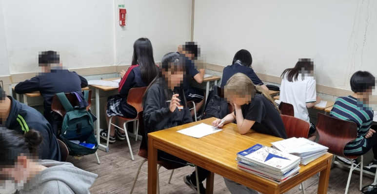 11s893.png?type=w773