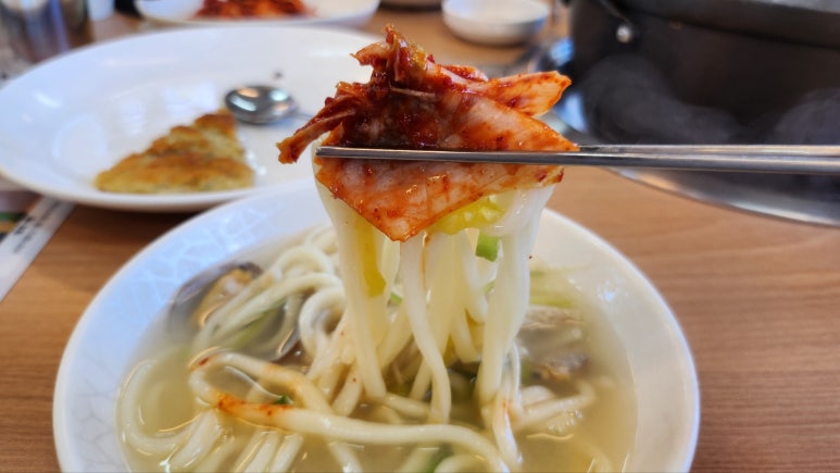반포칼국수 이미지