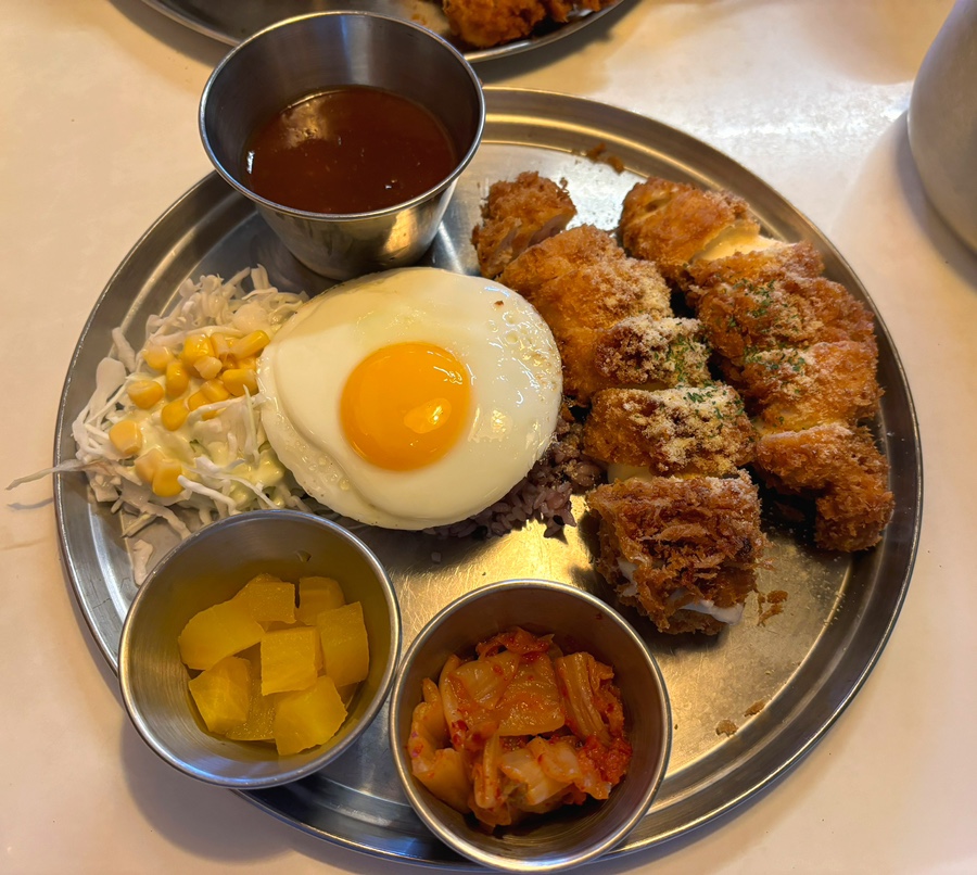 만동경양식 이미지