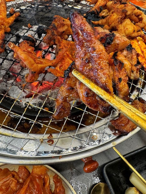 유박사숯불닭갈비 이미지
