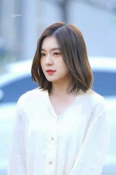 단발머리 이미지