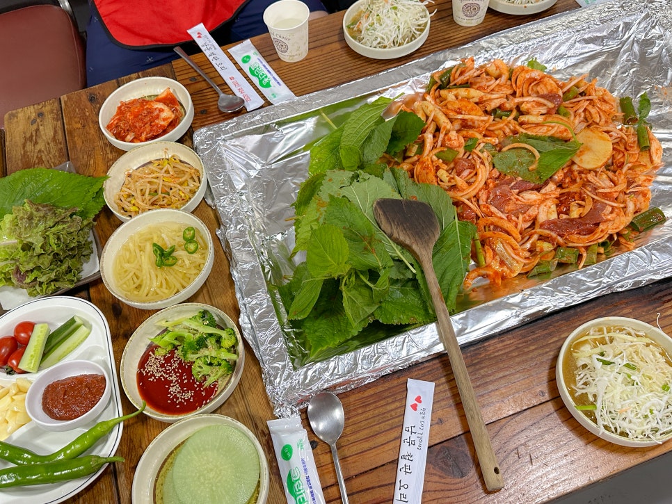 남문철판오리구이 이미지