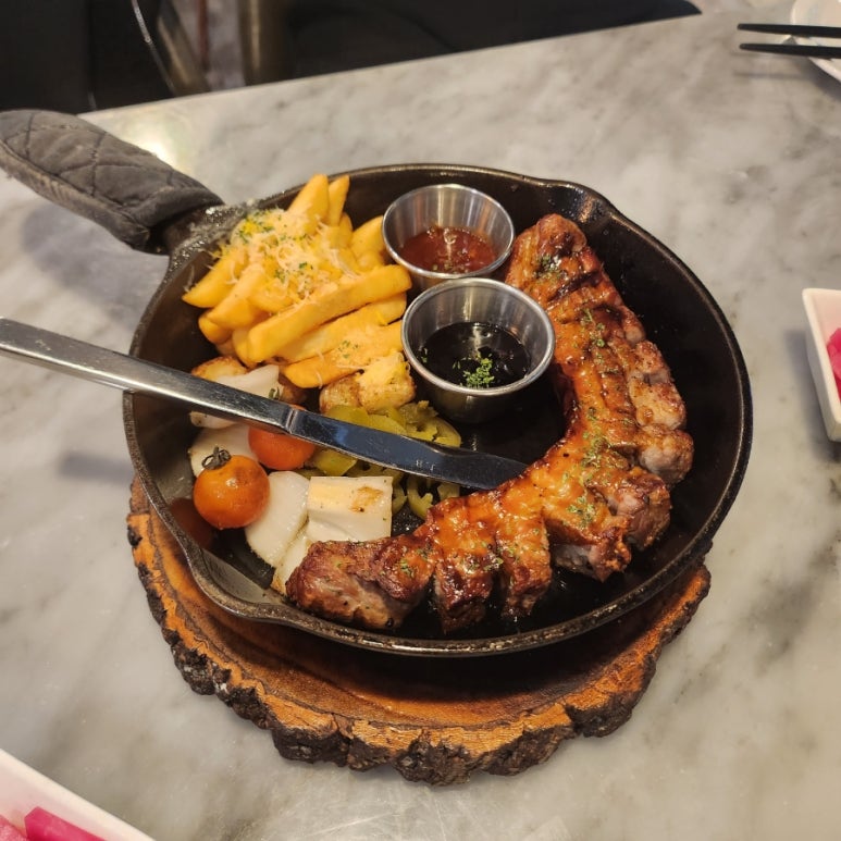 화이트존통삼겹살 이미지