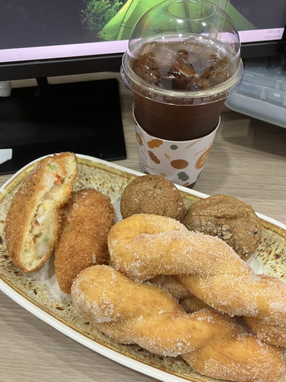 미소찹쌀꽈배기 이미지