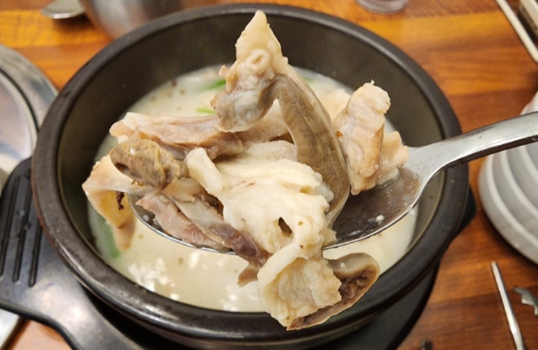 청년감자탕순대국 평택고덕점 이미지