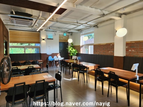 엄마는돌짜장송해공원점 이미지
