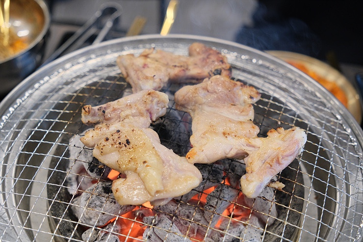 유박사숯불닭갈비 이미지