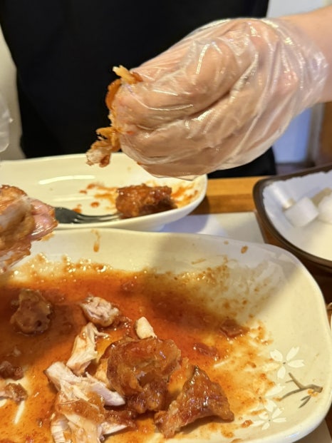 쎄미양념통닭 이미지