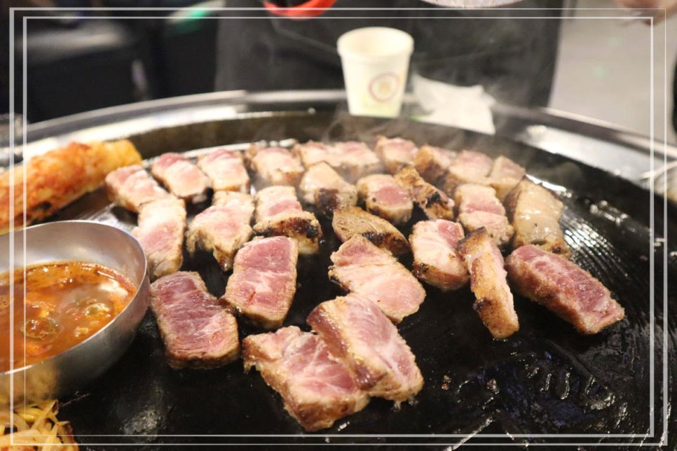 동두천솥뚜껑삼겹살 이미지