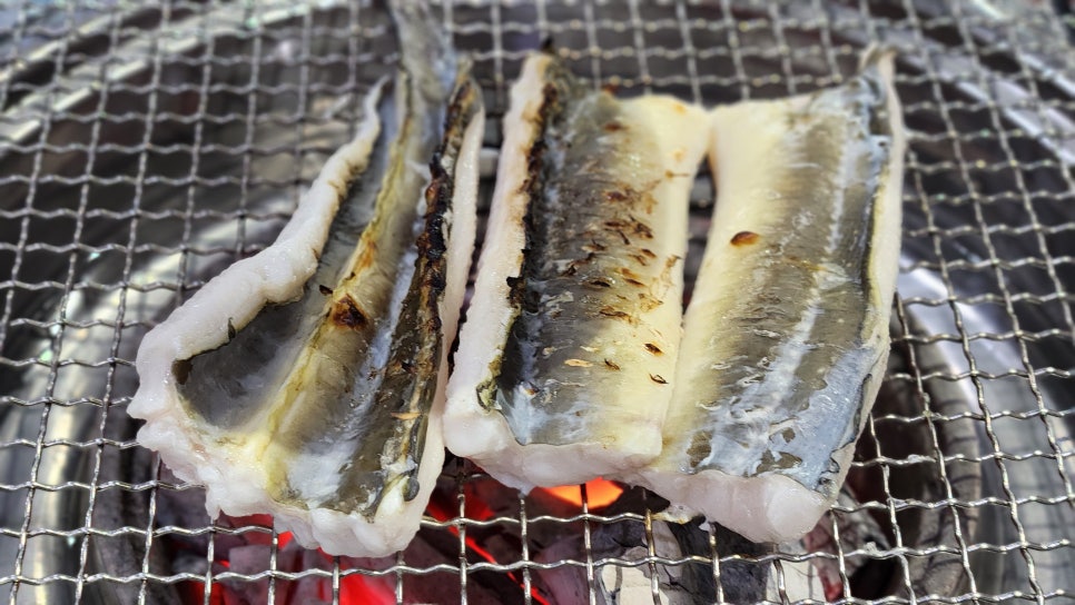 덕이네서장어굽자 이미지
