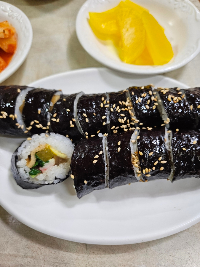 나리김밥 이미지
