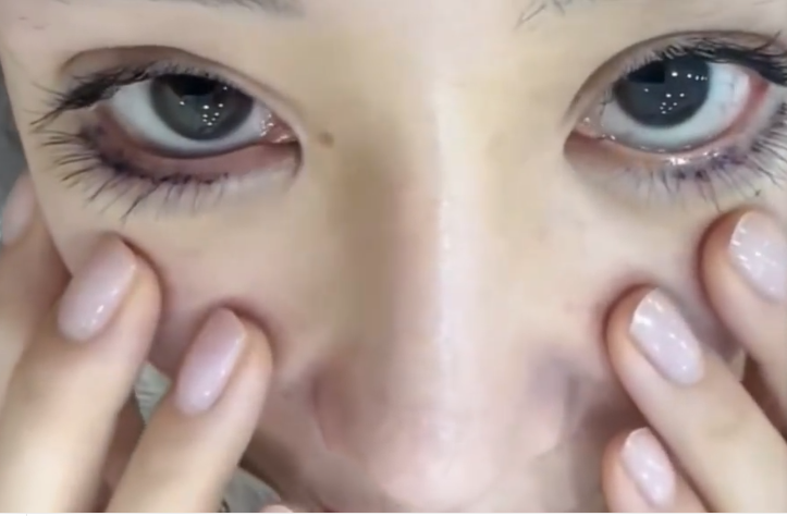 청담속눈썹 이미지