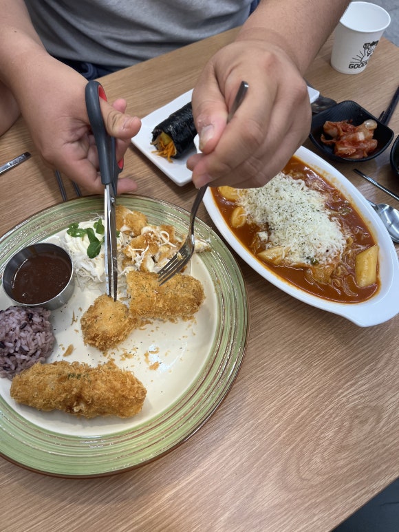 할멈탕수육김밥임동점 이미지