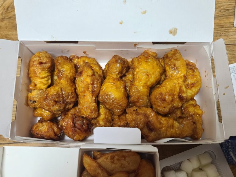 교촌치킨신영통 이미지