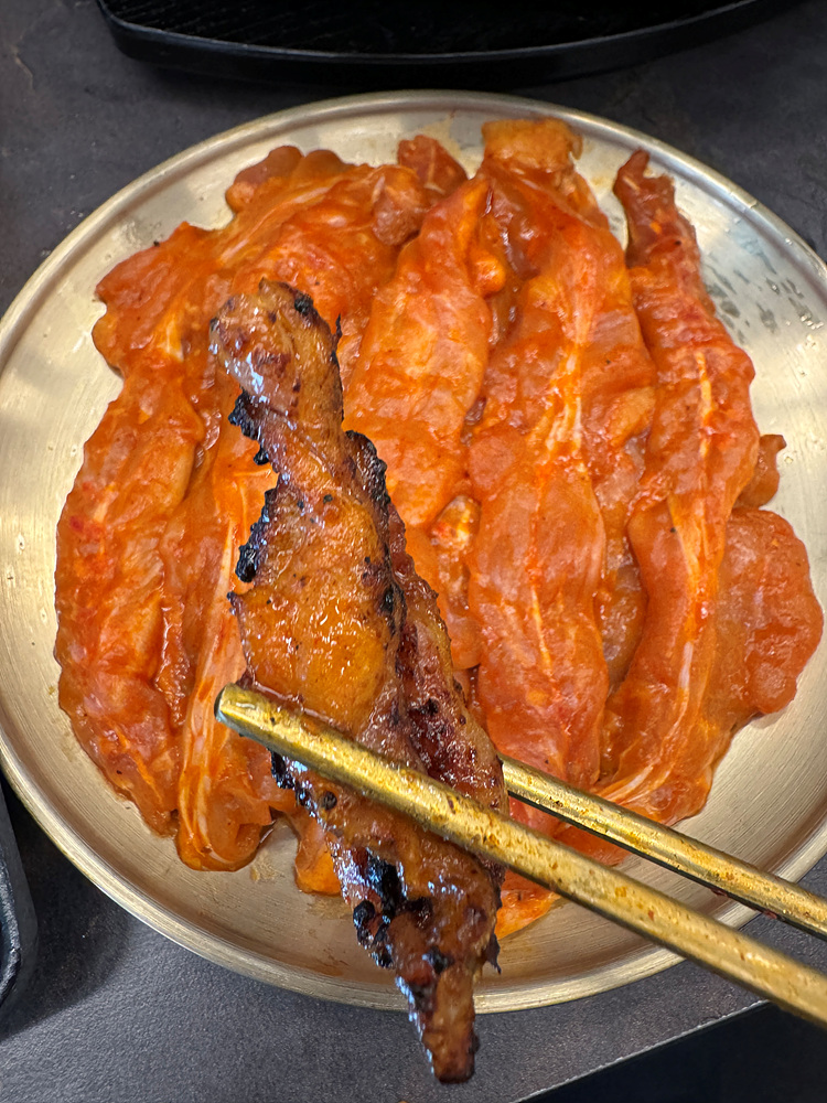 유박사숯불닭갈비 이미지