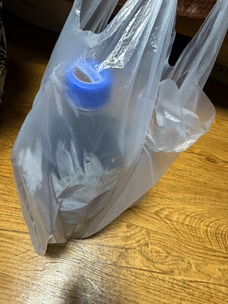 더꾸닭꾸숯불두마리치킨 이미지
