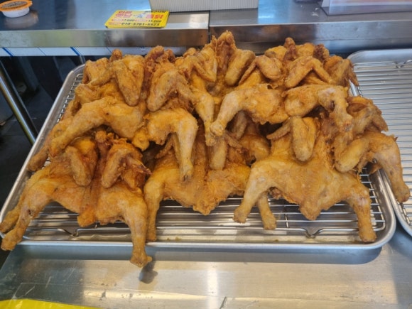 와룡통닭 이미지