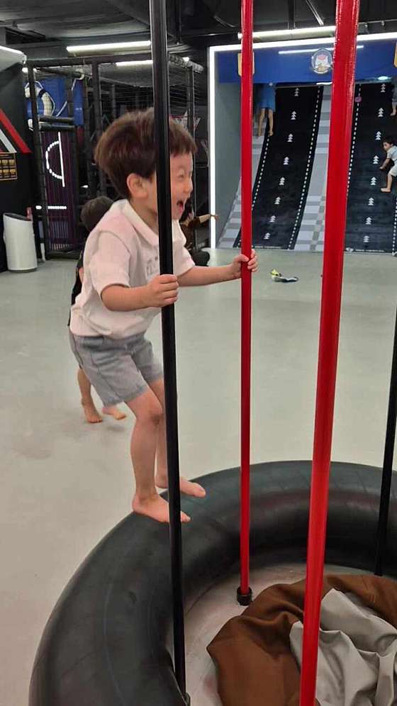 메가박스코엑스몰챔피언더블랙벨트 이미지