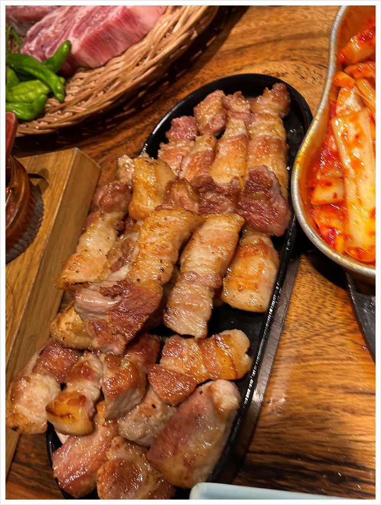 청춘삼겹살 이미지