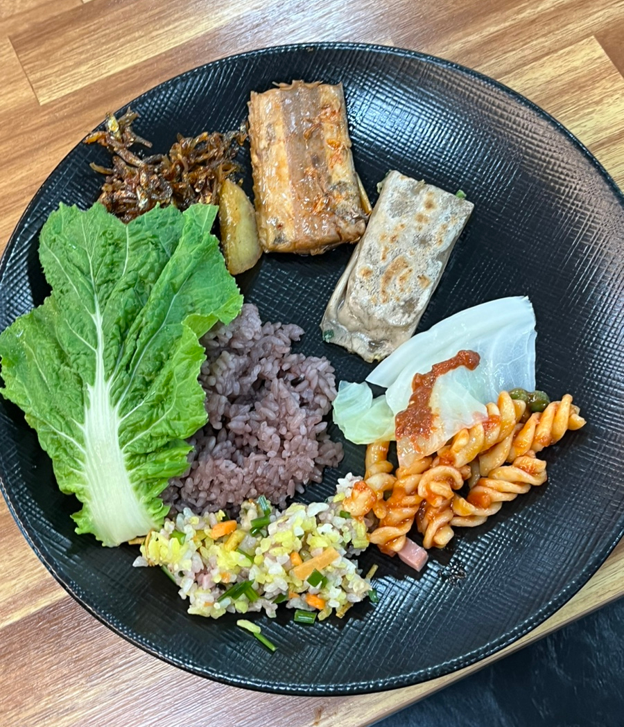토실토실한식뷔페 이미지