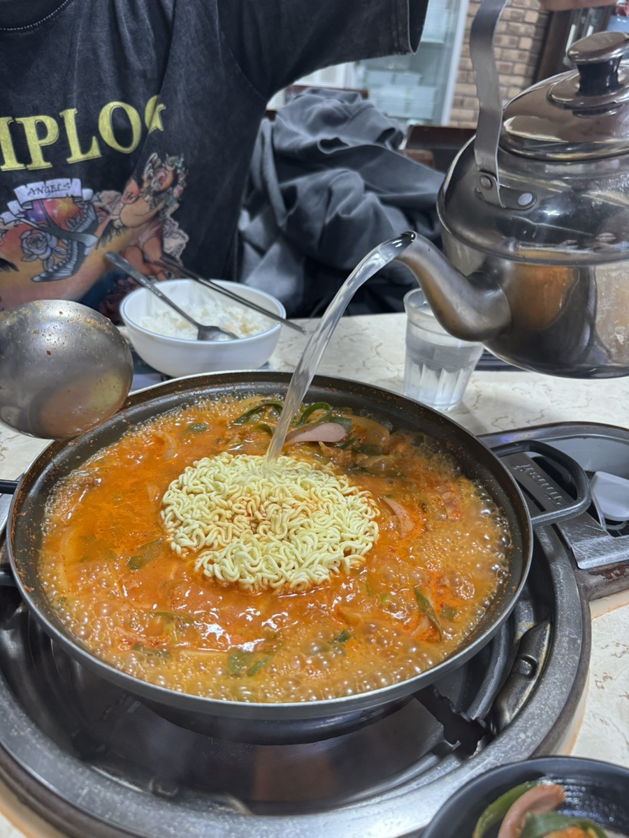 박네집송탄부대찌개&무공닭갈비 이미지