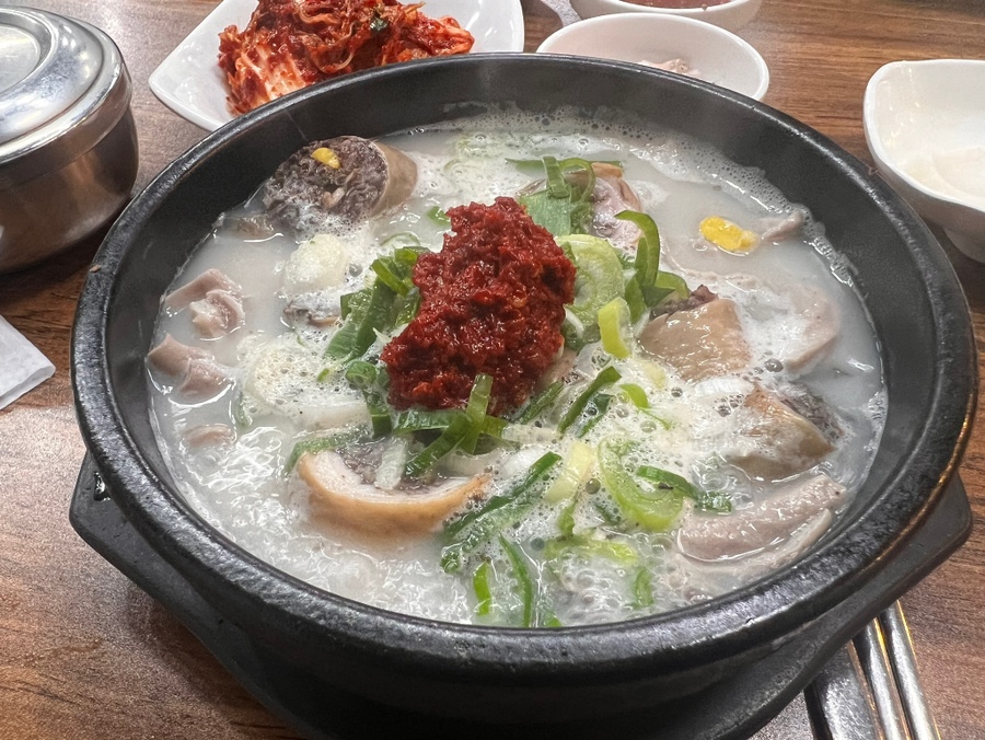 모도리국밥 이미지