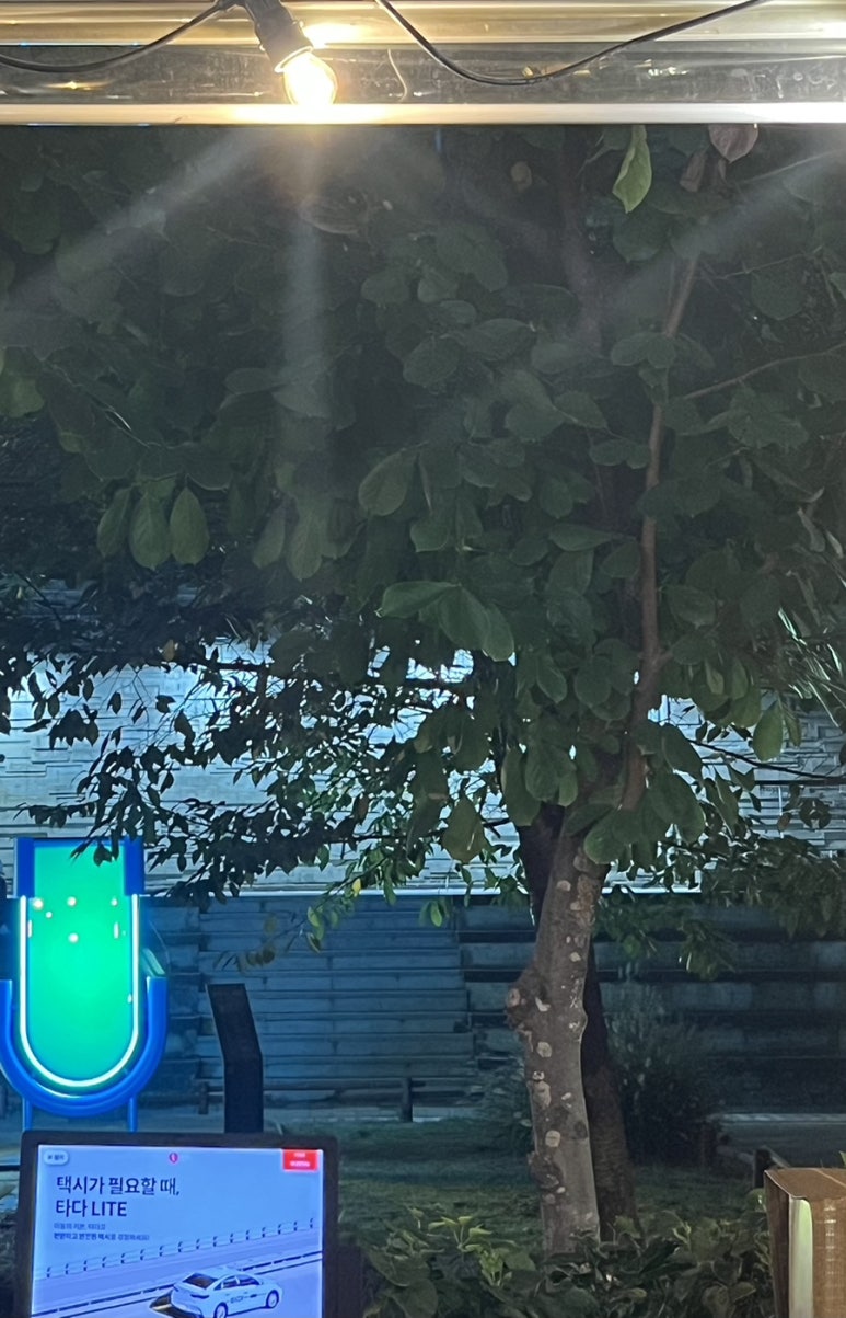 옥토버크루 이미지