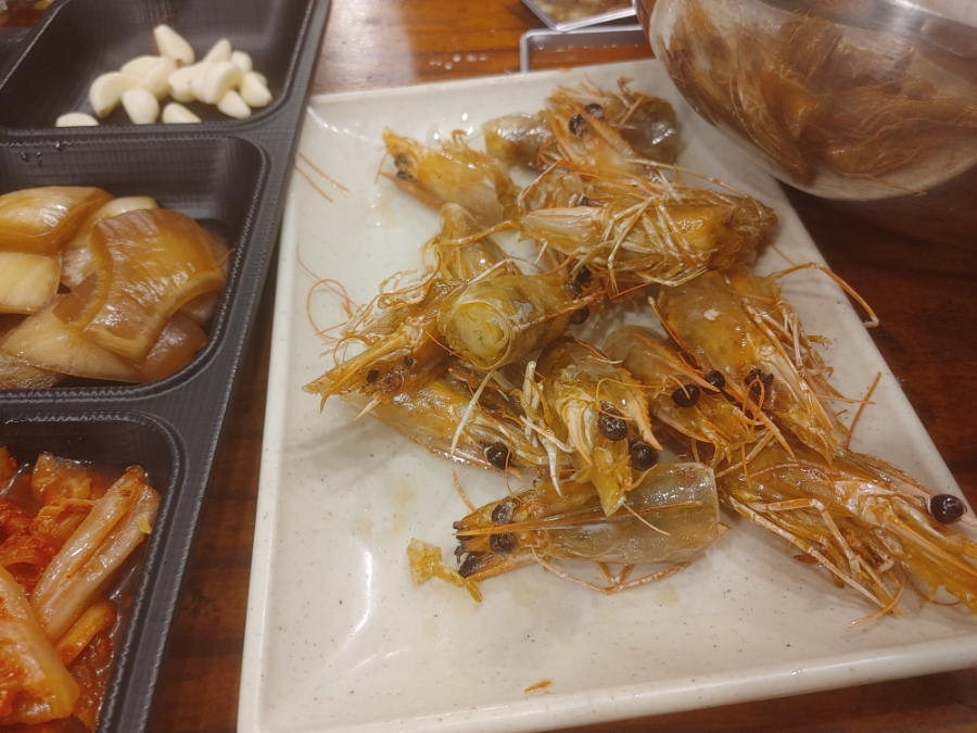 공룡고기&새우 이미지