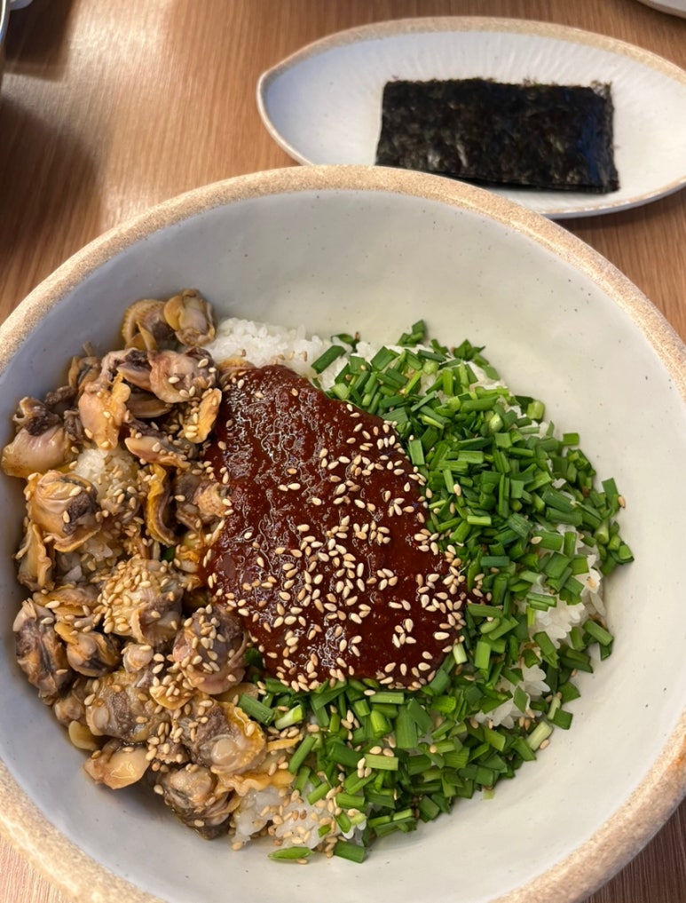 고향 엄마손 생바지락 칼국수 성남시청직영점 이미지