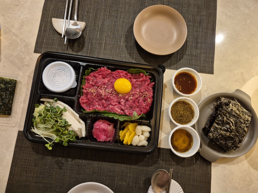 리리육회 이미지