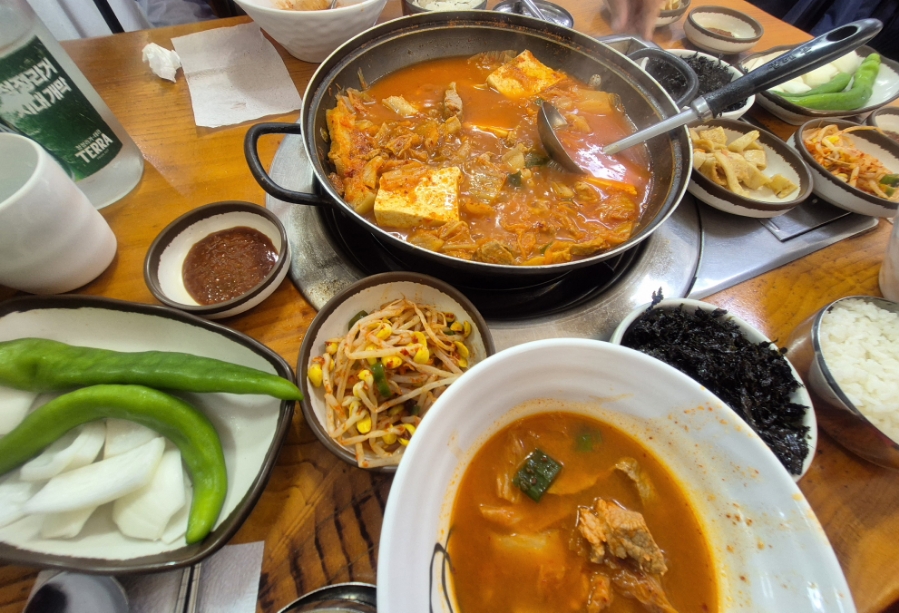 옛날김치찌개 사진 6