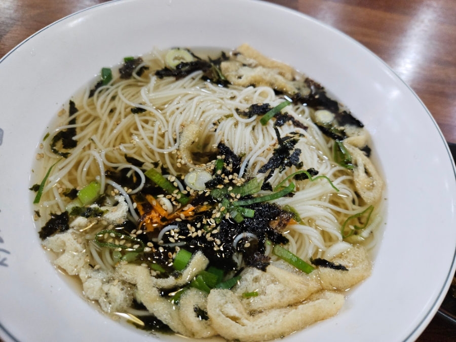 서리서리멸치국수오창점 이미지