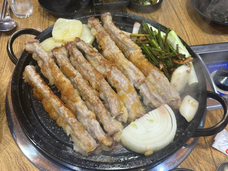 황소곱창돌구이 이미지