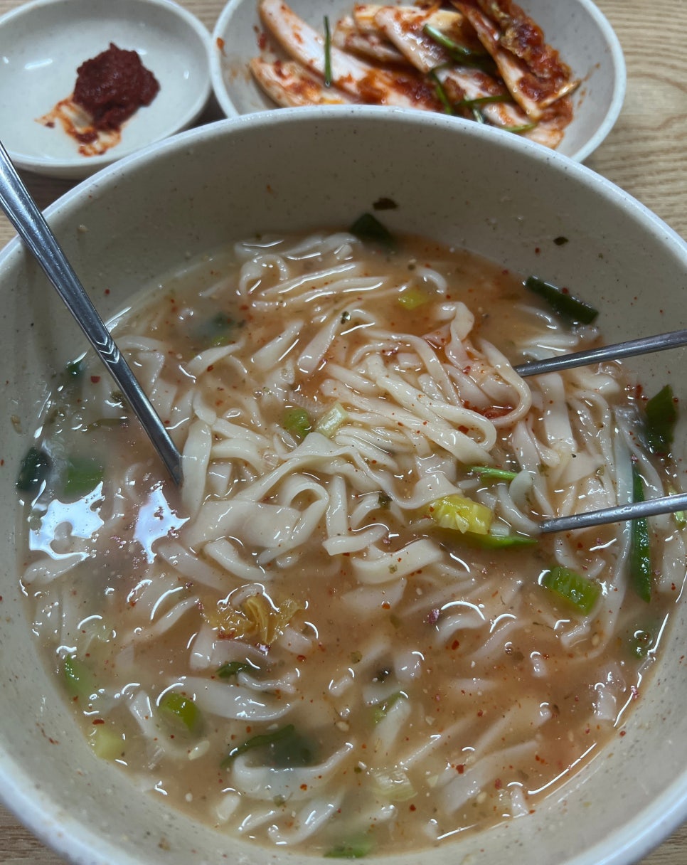 다정칼국수 이미지