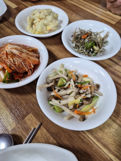 왕벌식당 이미지
