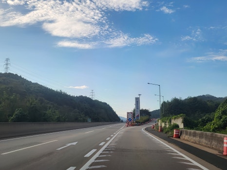 하이테크카서비스 이미지