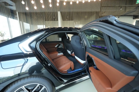 전시와 서비스가 합쳐진 콤플렉스 'BMW 계양 전시장' 방문기 및 BMW X7 럭셔리 suv 시승 후기 이미지 11
