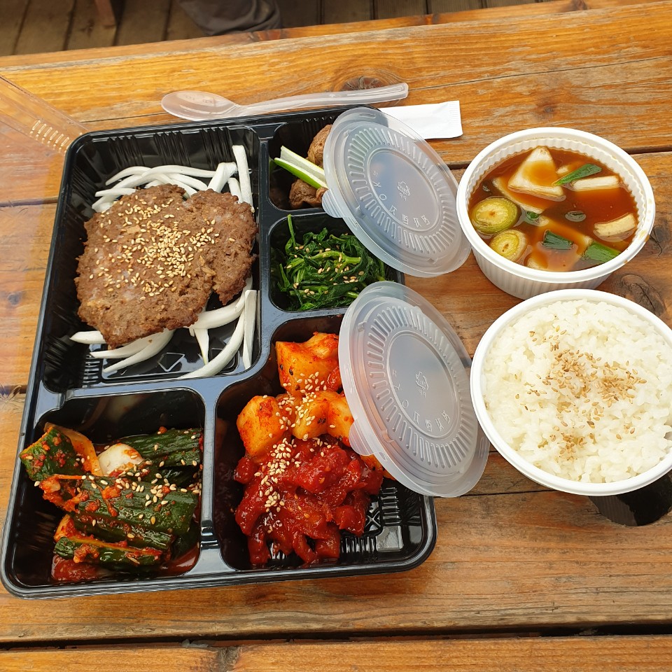 떡갈비칼국수 이미지