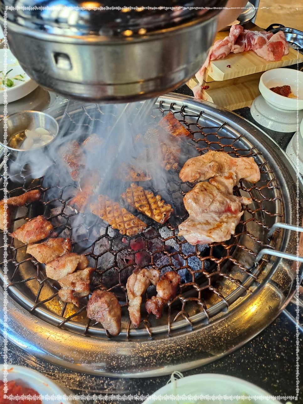 꼬들목살집 이미지
