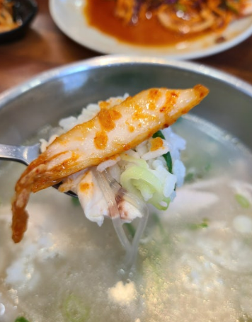 우성닭칼국수 이미지