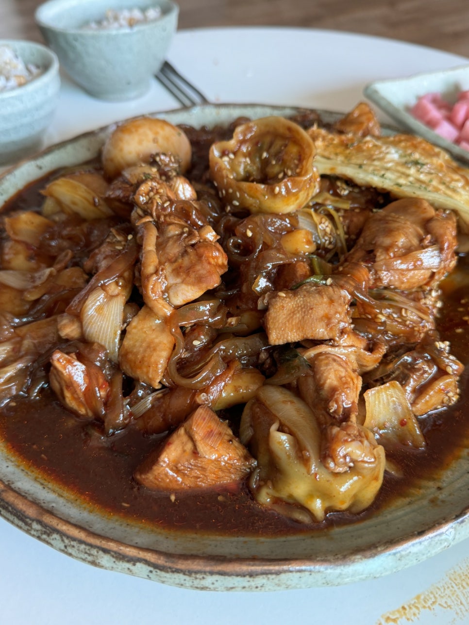 오미가미찜닭 이미지