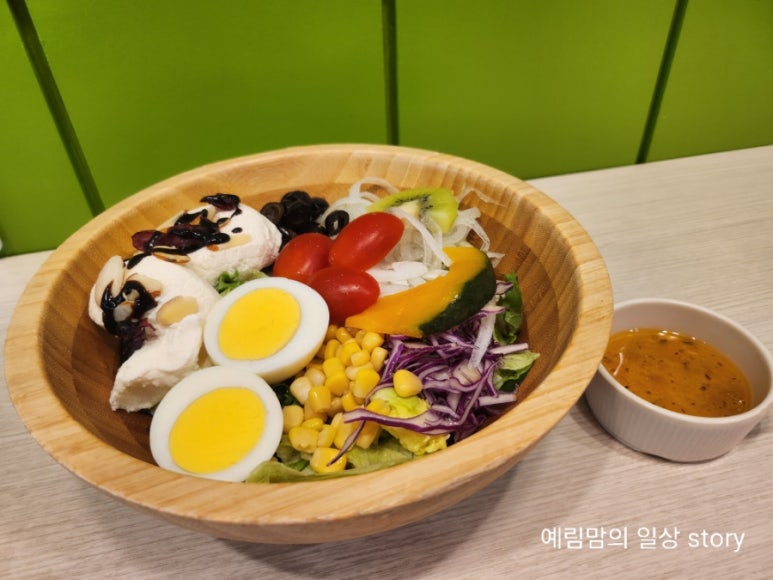 샐러데이즈대전 이미지