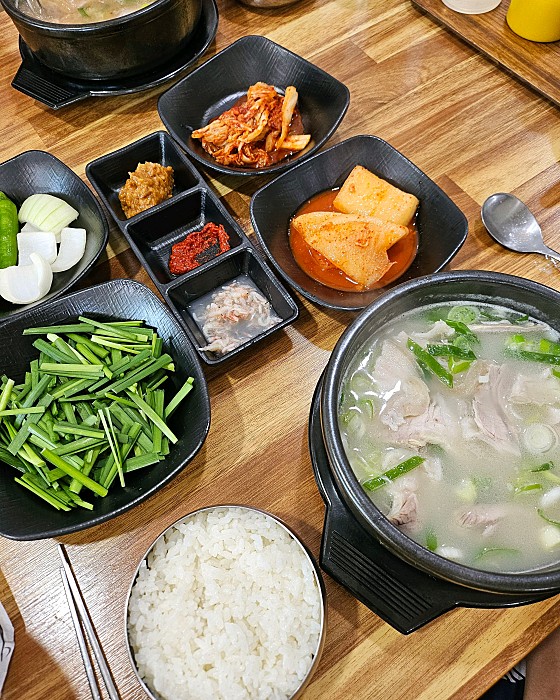통영밀면돼지국밥 이미지